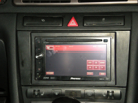 Установка Автомагнитола Pioneer AVH-P4000DVD в Audi A6