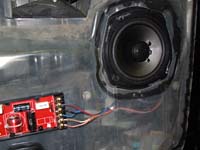 Установка Тыловая акустика DLS 425 в Chevrolet Avalanche