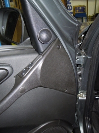 Установка Фронтальная акустика Morel Tempo 5 в Chevrolet Niva