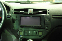 Установка Автомагнитола Pioneer AVH-P4100DVD в Ford C-MAX