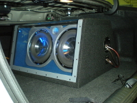 Установка Сабвуфер Mac Audio Ice Fire 225 в Honda Civic