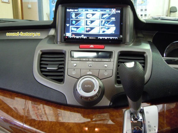 :   Honda Odyssey