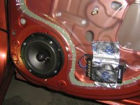 Установка Тыловая акустика DLS 426 в Nissan Note