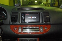 Установка Автомагнитола Pioneer AVIC-F900BT в Toyota Camry