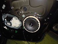 Установка Тыловая акустика DLS M126 в Volkswagen Jetta